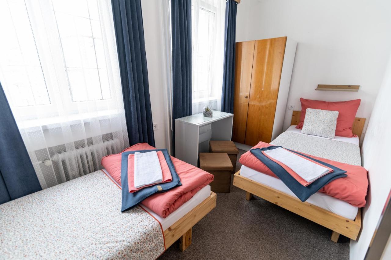 Turisticka Ubytovna Liptovsky Mikulas Bagian luar foto